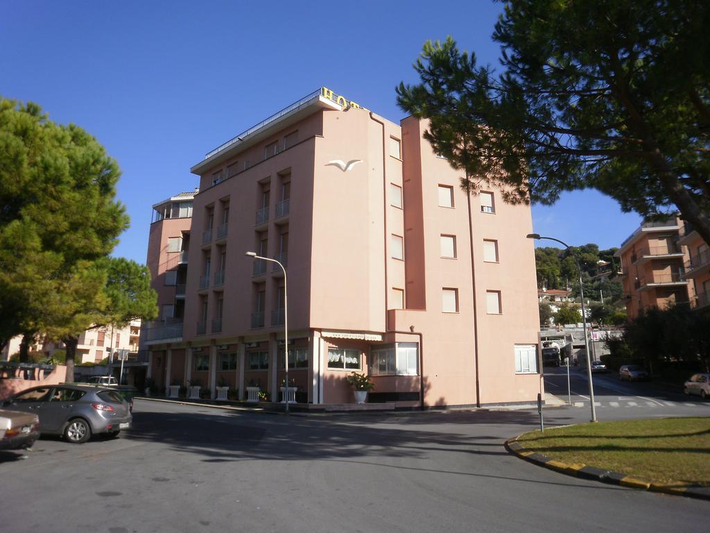 Hotel I Due Gabbiani Citr 9006 Marina dʼMarina dʼAndora Exteriér fotografie